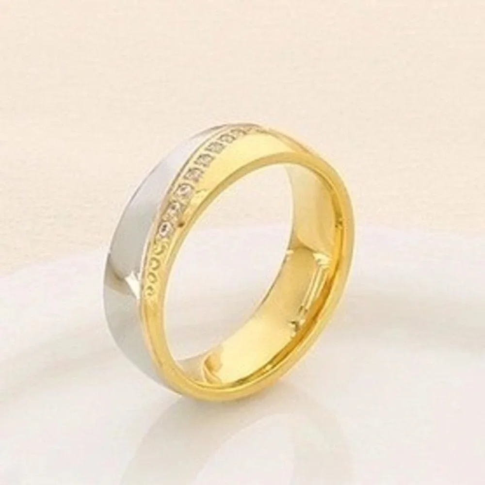 Womens Two Tone 18k Gold‎ Plated Stainless Steel Cubic Zirconia Band Ring Size 6